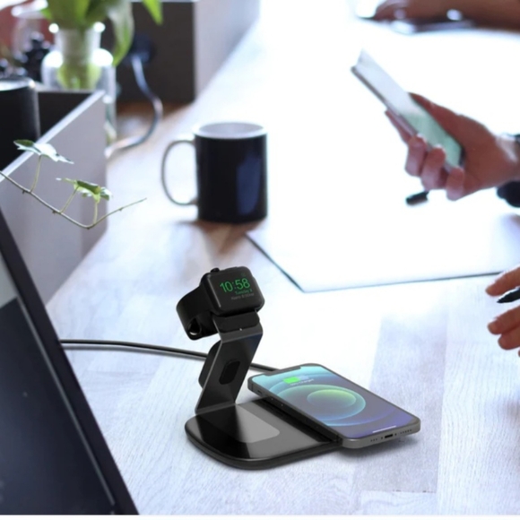 LAX DC 5V / 2A DC 9V / 1.67A Fast Wireless Charger for Apple iwatch/ Phone. - Picture 4 of 12